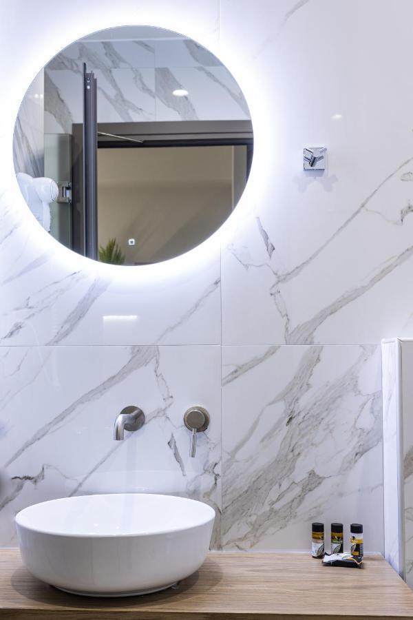 Ammos Luxury Apartments Vrasná 외부 사진
